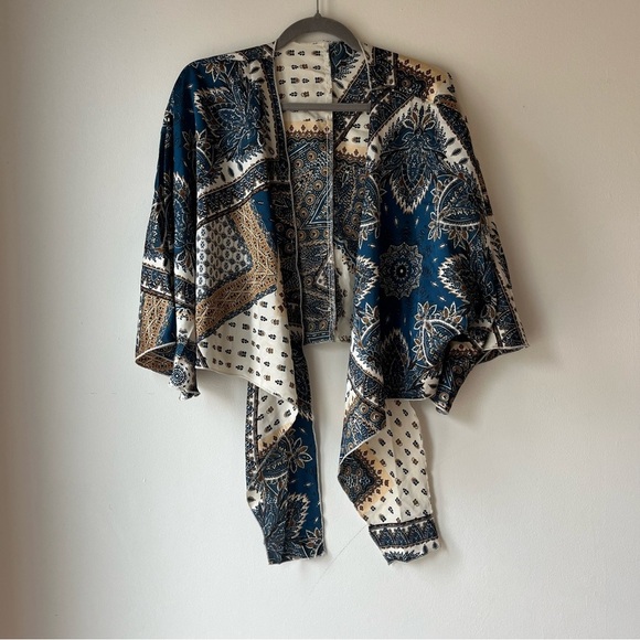 Shein Boho Paisley Print Tie Front Kimono Top XL Bell Sleeve Festival Blouse - Picture 5 of 10